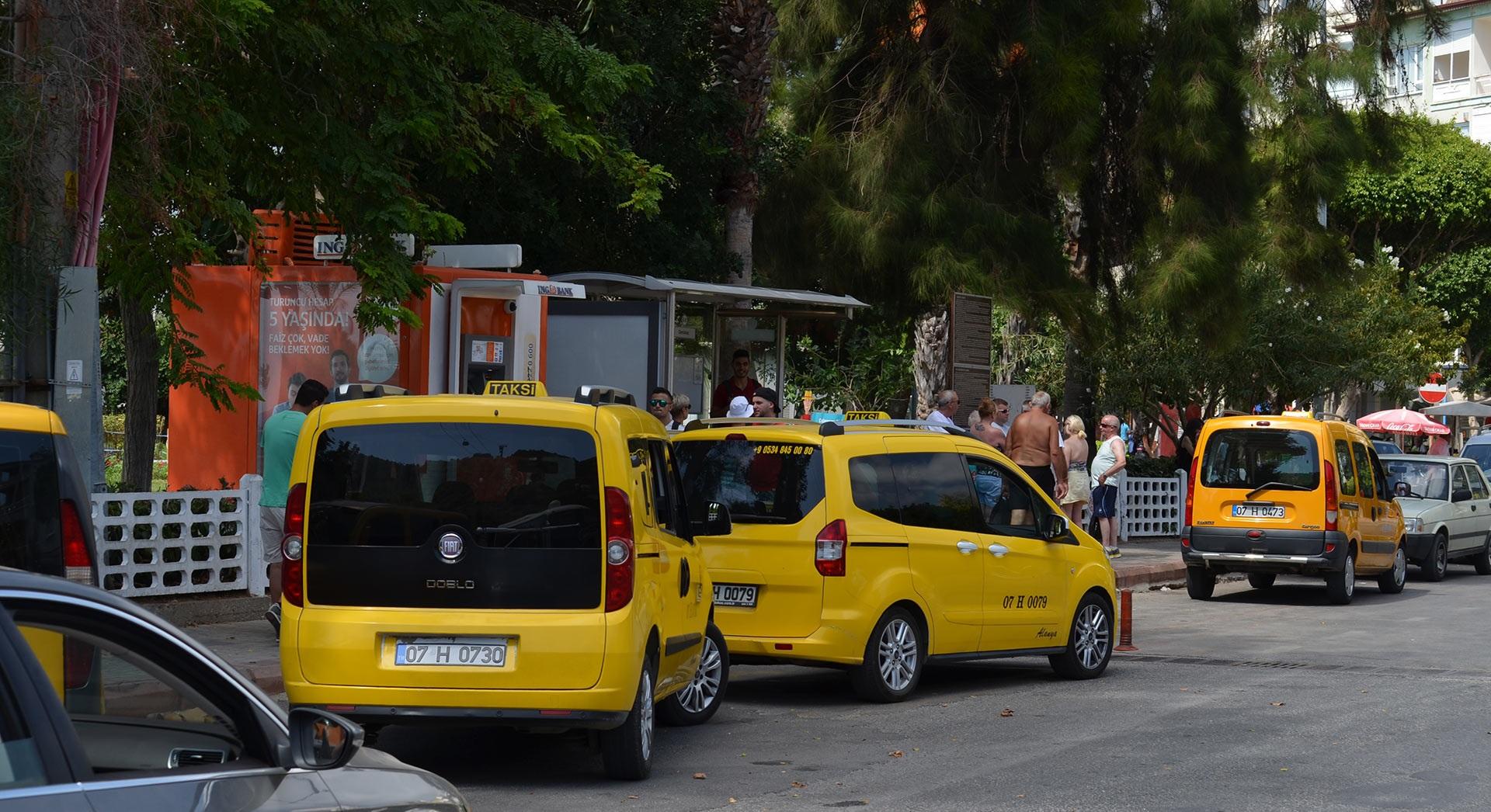 Фото такси в Алании