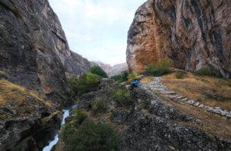 Каньон длиной двенадцать километров между Йозгатом и Чорумом