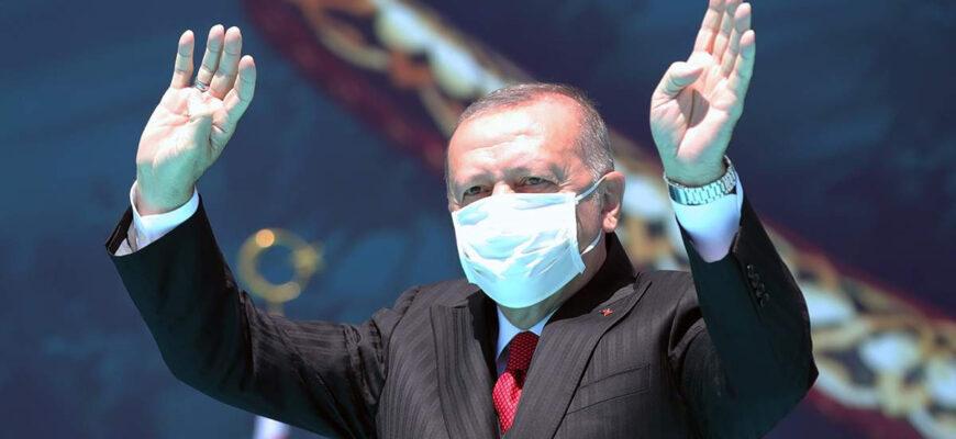 Президент Турции на празднике