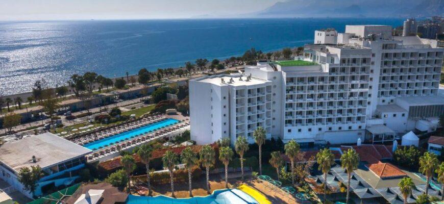 Рядовой служащий турецкого курортного отеля наследство от британского постояльца