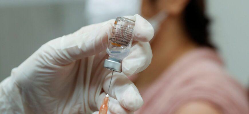 88% преподавателей в Турции поставили вакцину от Ковида