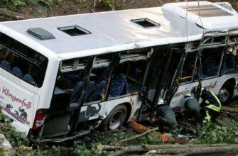 Автобус попал в аварию в Турции