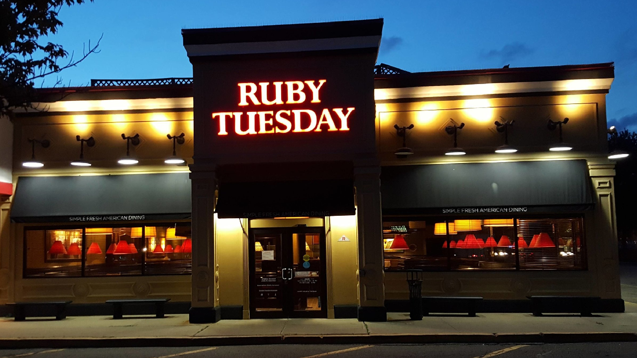 Стильный бар Ruby Tuesday