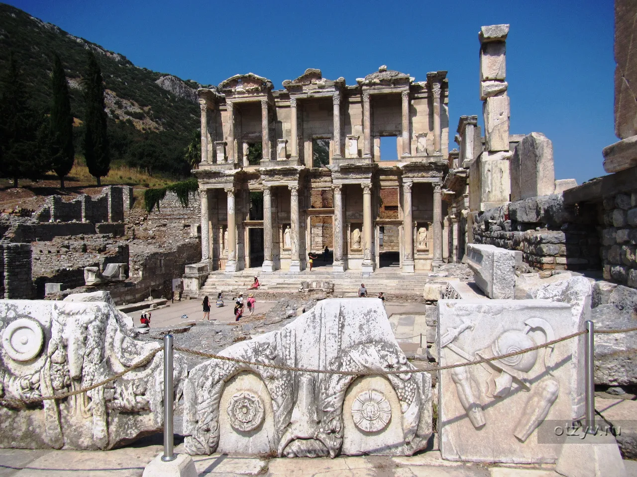 Мраморная площадь Эфеса
