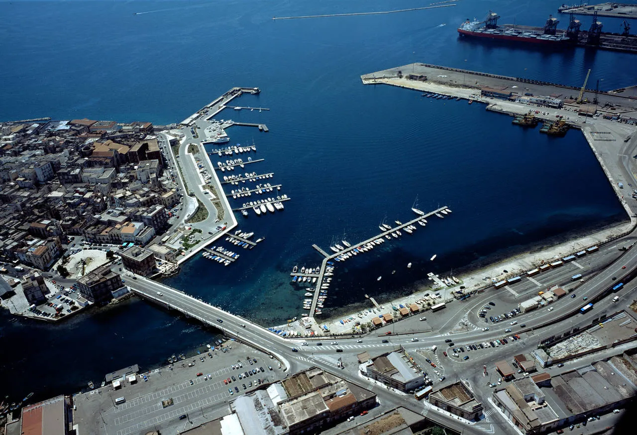 Порт Гераклей в Эфересе 