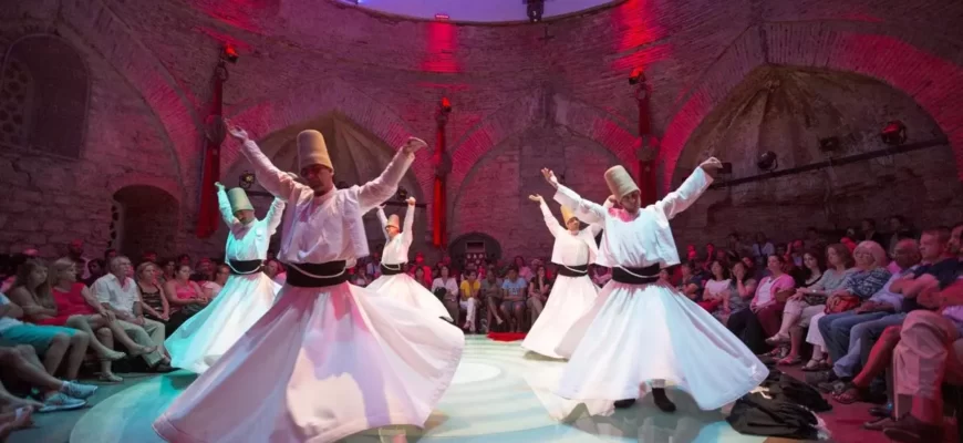 ТОП-10 местных фестивалей и событий в Бодруме: испытайте местную культуру и традиции.