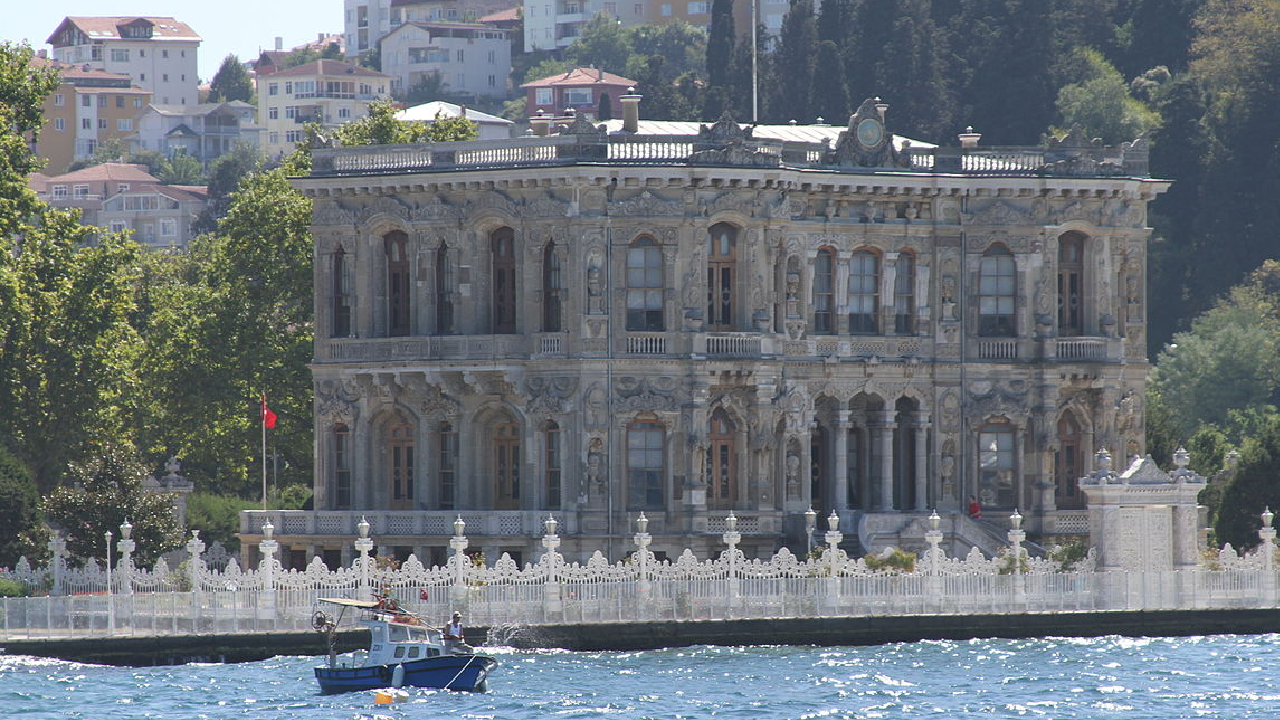 Дворцы в Стамбуле