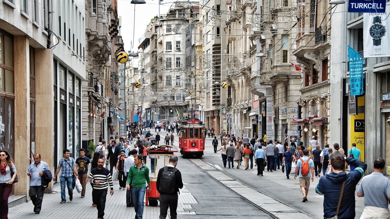 Турция улица Истикляль