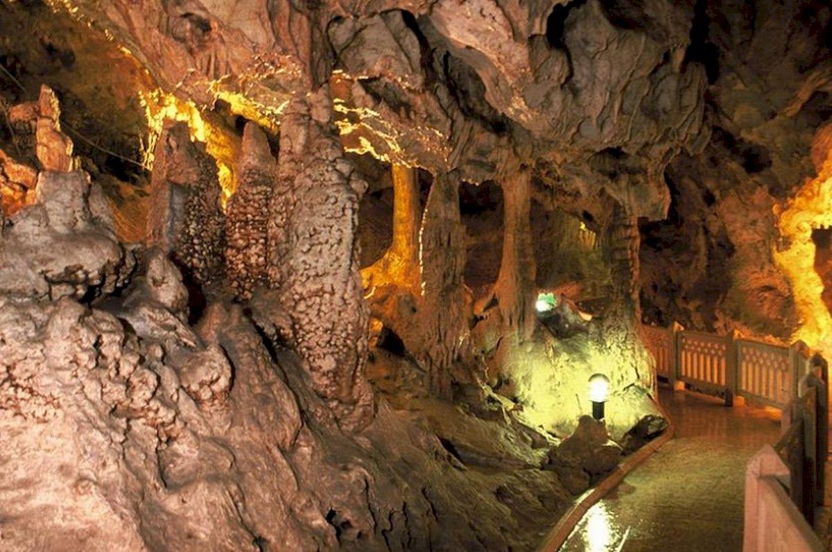 Пещера Инсую Турция