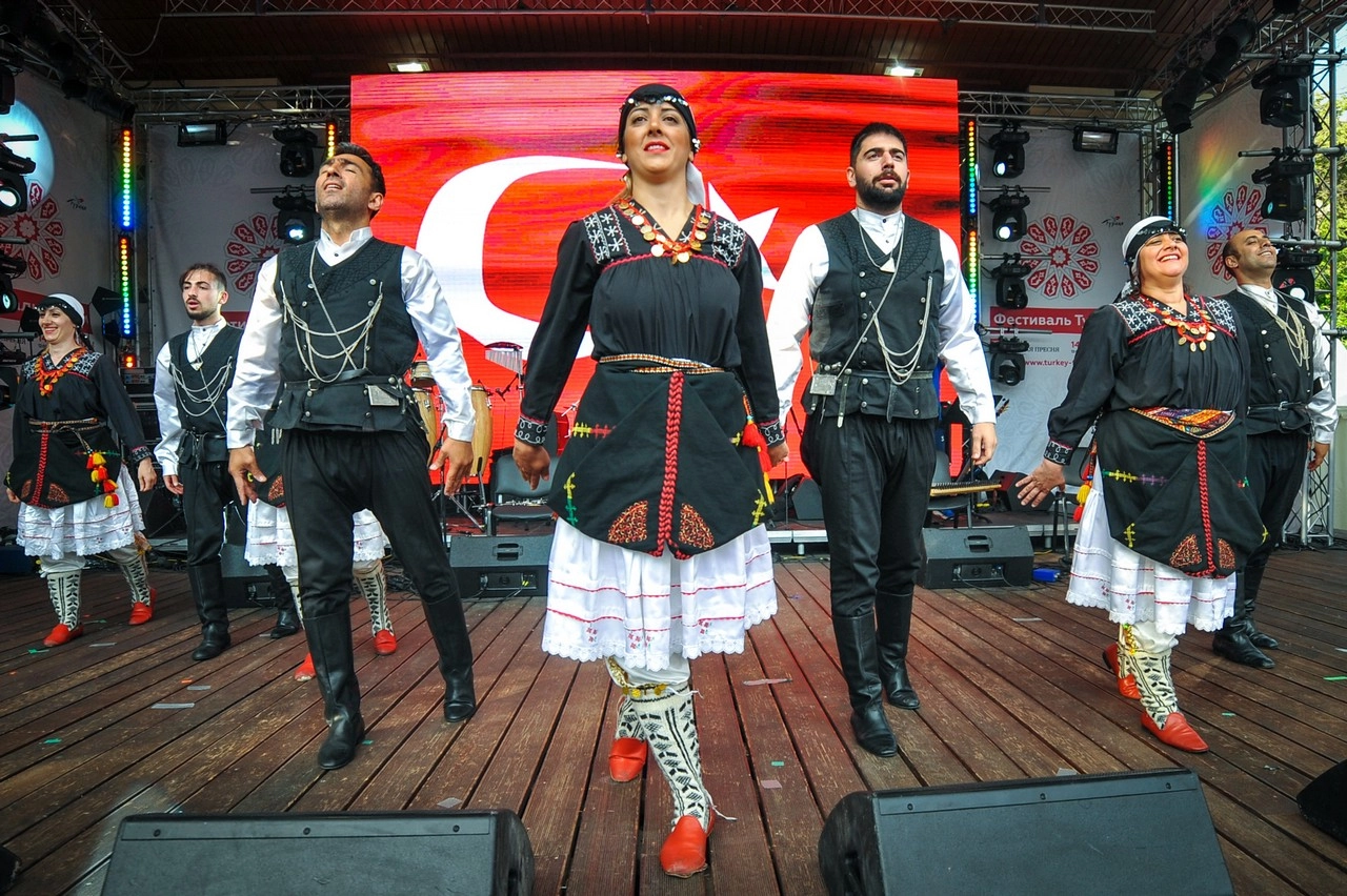 ТОП-10 местных фестивалей и праздников в Кемере