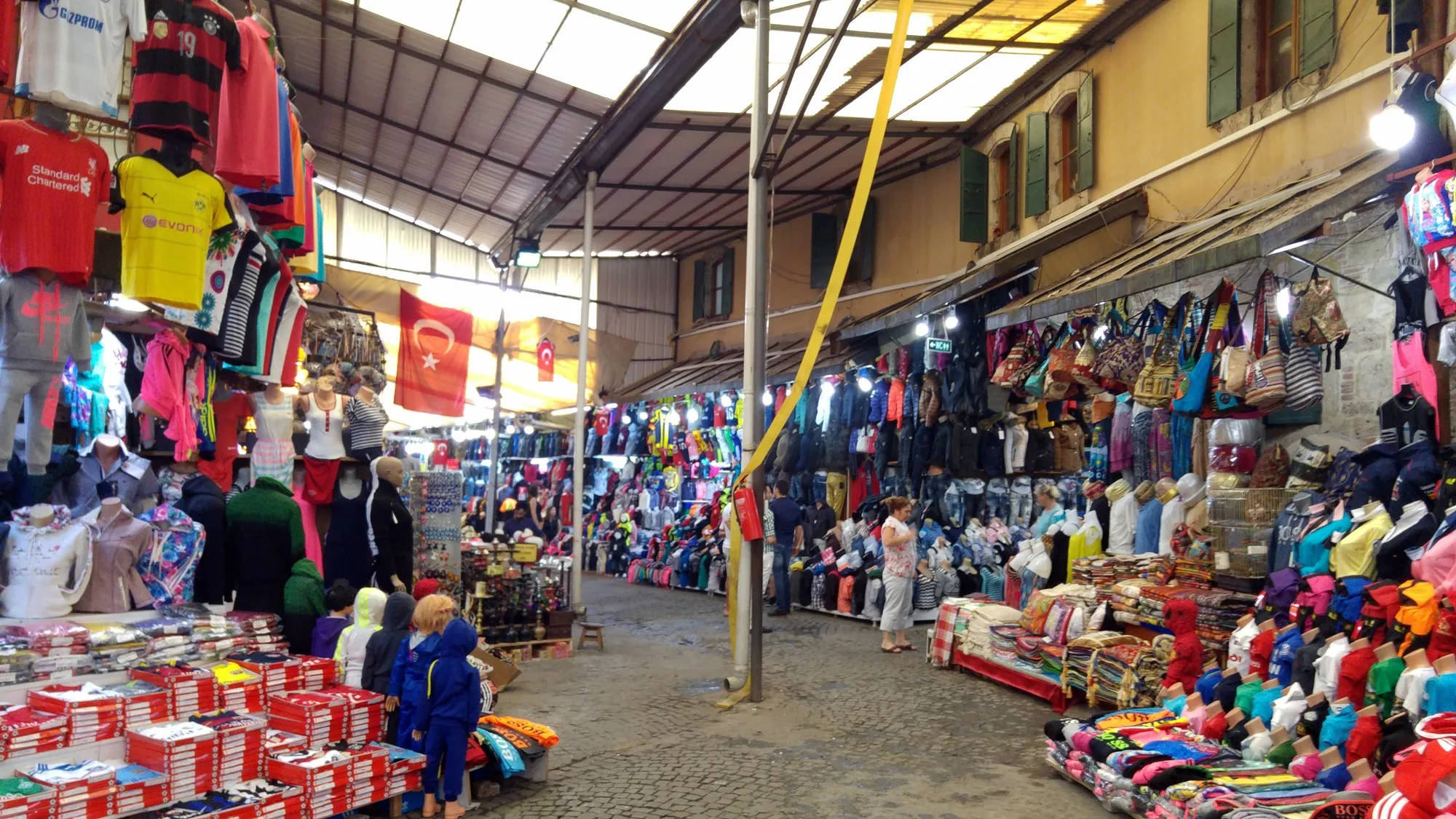 ТОП-10 мест для шопинга сувениров в Кемере