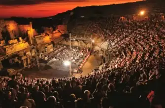 ТОП-10 местных спектаклей и мюзиклов в Бодруме: насладитесь высококачественными театральными представлениями