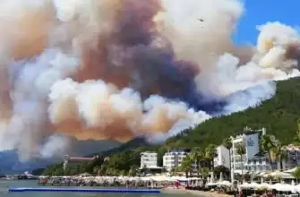 Туристы в опасности, пылающие курорты на краю катастрофы!