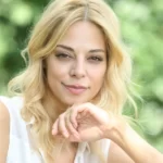 Турецкая актриса Туче Карабаджак